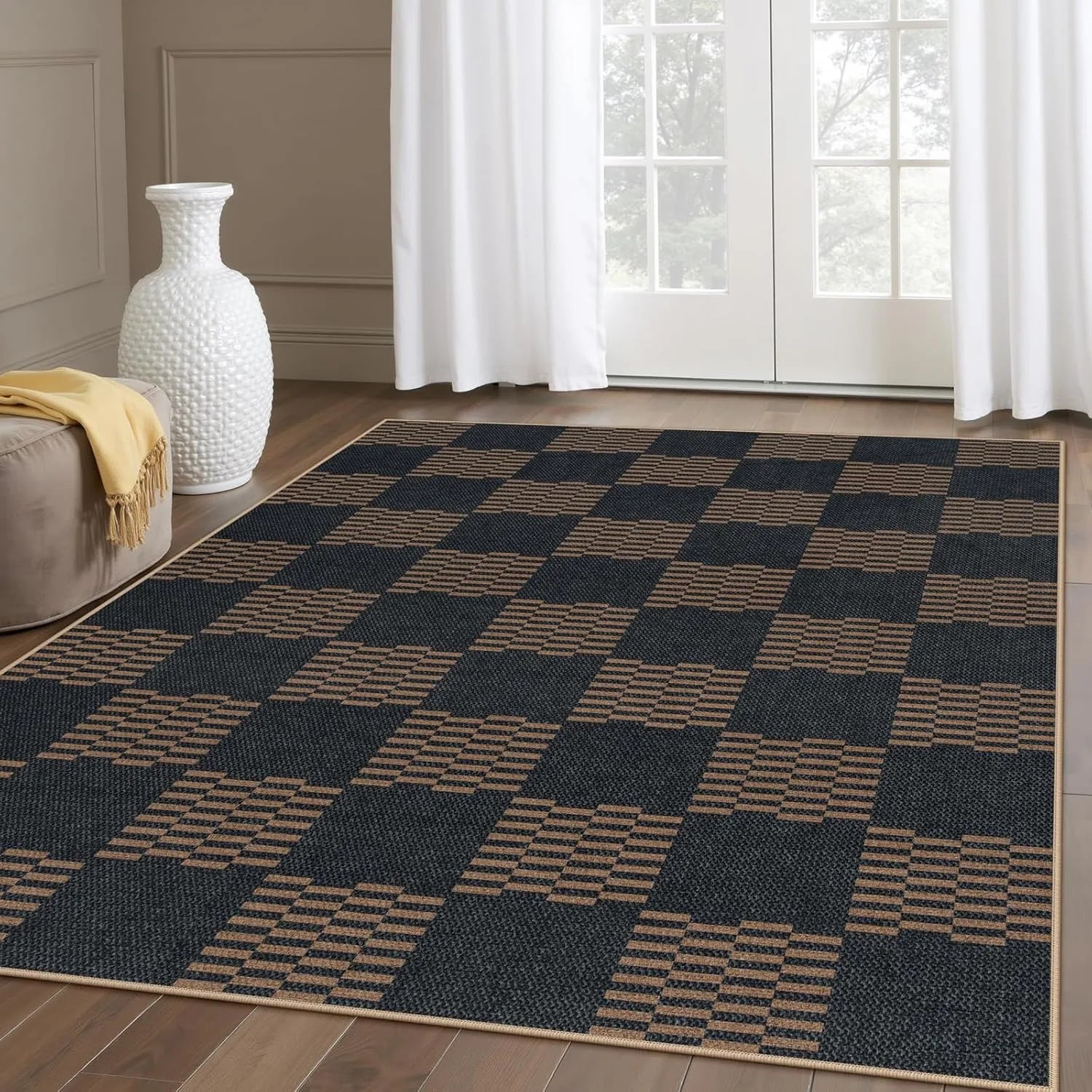 Black & White Checkered Rug - Non-Slip Living Room Carpet