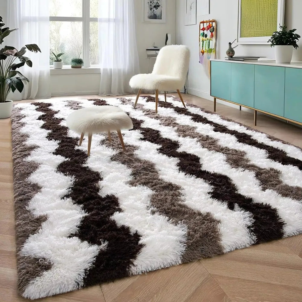 Plush Wave Pattern Area Rug - Soft Warm Patchwork Carpet for Living Room & Bedroom